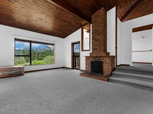 324 Trig Road, Whitford