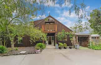 324 Trig Road, Whitford