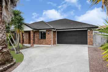 7 Holsten Place, Massey