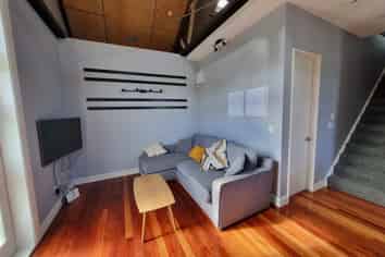 d/33 King Edward Parade, Devonport