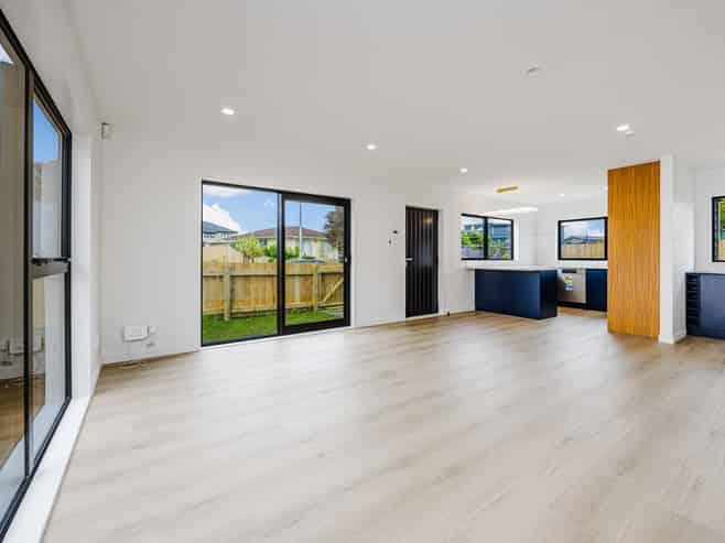 8 Funnell Place, Manurewa