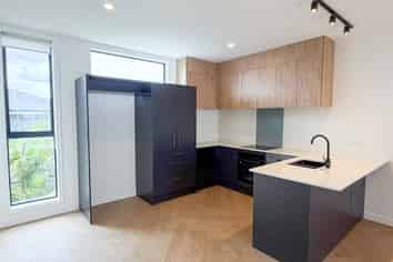 9/8 Bennett Road, Pakuranga