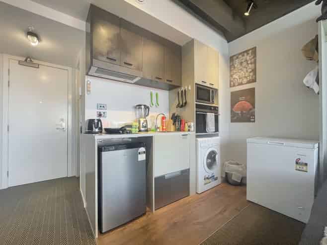 102A/73 Jackson Street, Petone