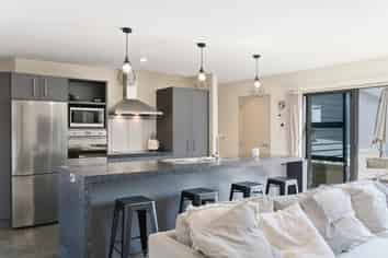 16 Formosa Place, Pyes Pa