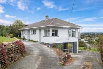 14 Commins Road, Onerahi