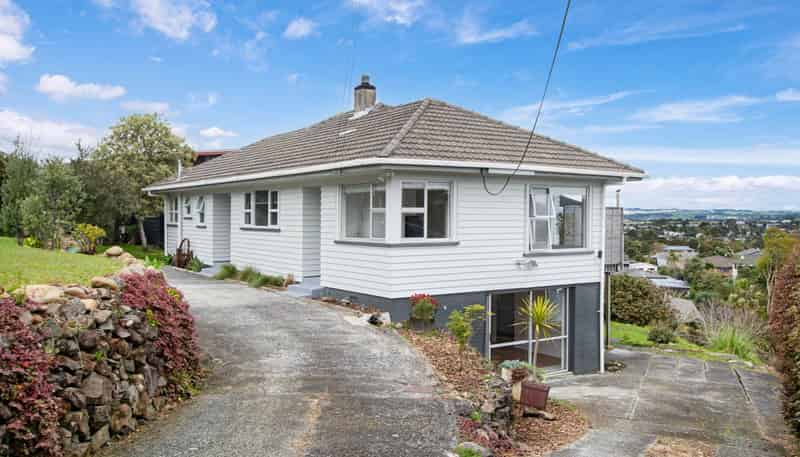 14 Commins Road, Onerahi