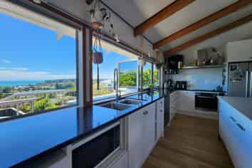 12 Dowman Street, Urenui