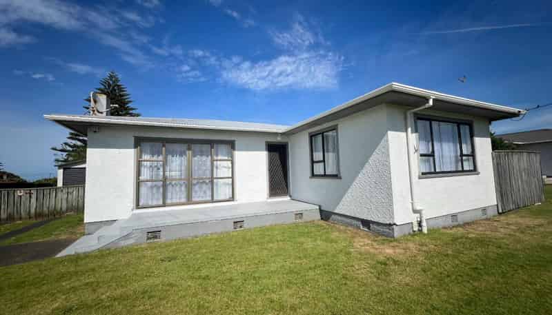 15 Cornfoot Street, Castlecliff