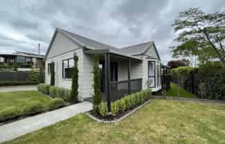 129 Peakes Road, Springvale