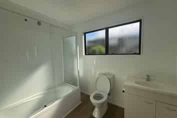 129 Peakes Road, Springvale