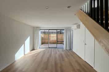 112C Edgeware Road, Saint Albans