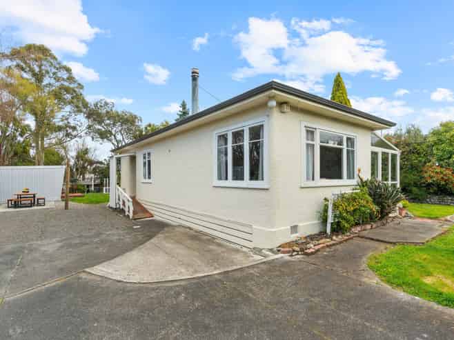 35 Cornwall Street, Masterton