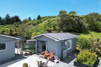  133 Coulson Road, Paroa