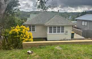 12A Rautawhiri Road, Helensville