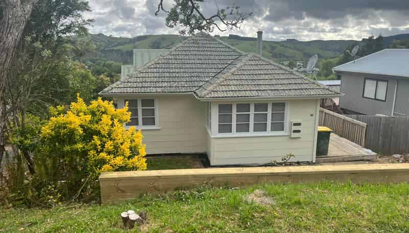 12A Rautawhiri Road, Helensville