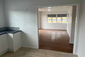 12A Rautawhiri Road, Helensville