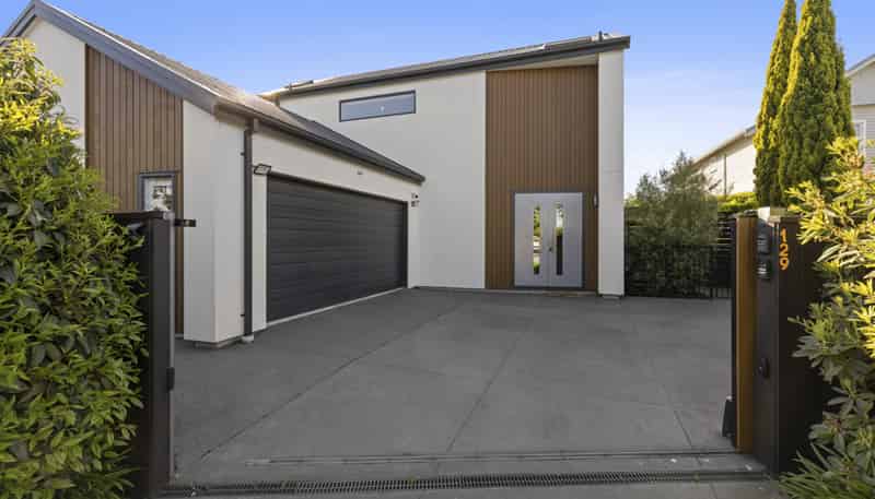 129 St Albans Street, Saint Albans