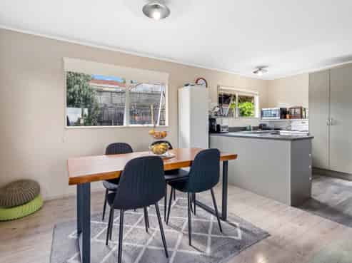 10 Cartwright Road, Onerahi