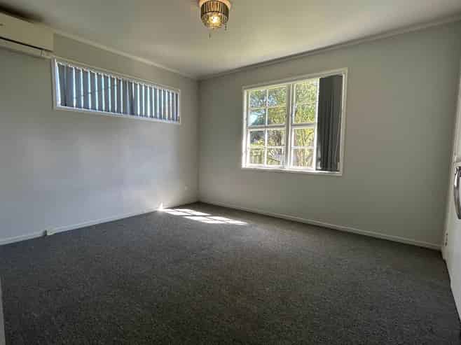 176 Hillside Road, Papatoetoe