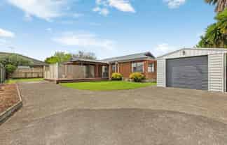 2/49 Shirley Avenue, Papakura