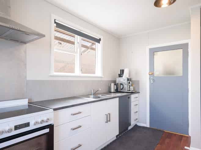 40 Karaka Street, Stoke