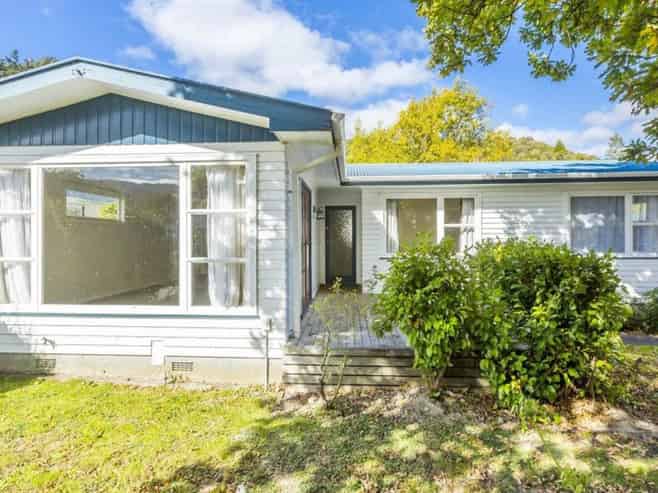 14 Molloys Road, Te Marua