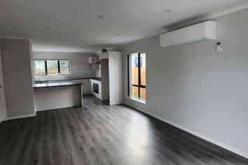 42B Buller Crescent, Manurewa