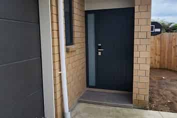 42B Buller Crescent, Manurewa