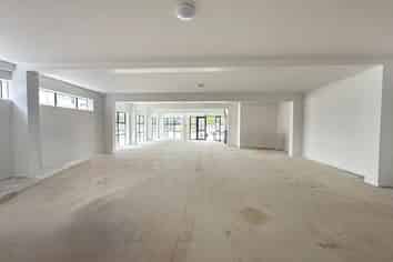 NEW LYNN RETAIL AND OFFICE ON GREAT NORTH ROAD
