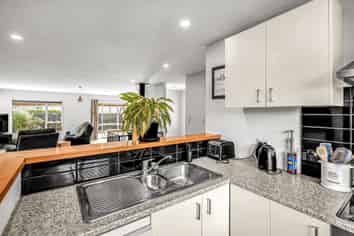 22 Kowhai Street, Oxford