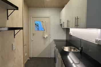 4/3 Angle Street, Picton