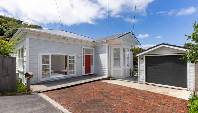 52 Parkvale Road, Karori