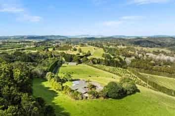 39 Elmsley Road, Maungatapere