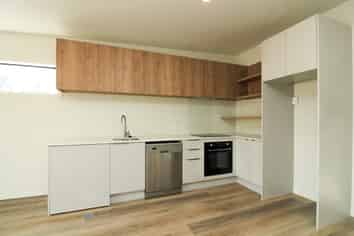 19a The Strand (upstairs), Wainuiomata