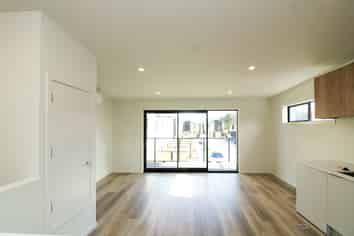 19a The Strand (upstairs), Wainuiomata