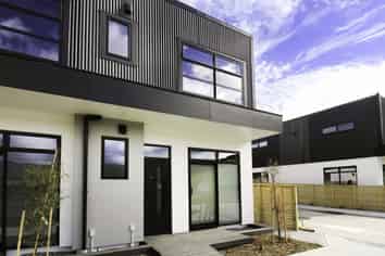 19a The Strand (upstairs), Wainuiomata