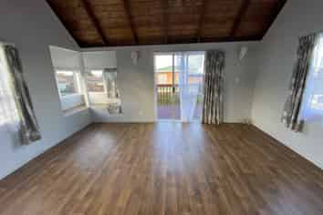 2 Aotea Road, Glen Eden