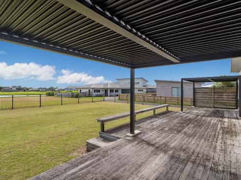 149 Rangiora Crescent, Matarangi