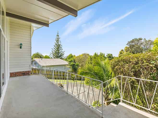 61 Beechdale Crescent, Pakuranga