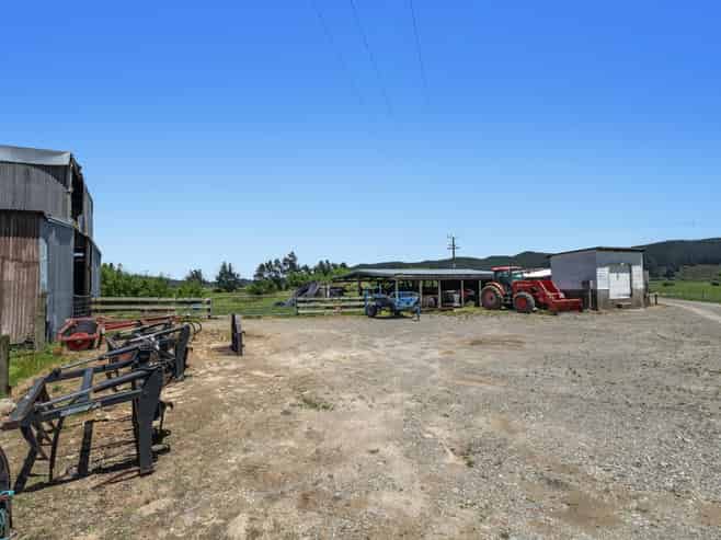 2106 Galatea Road, Waiohau