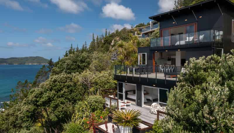 24 Oceana Heights, Tairua