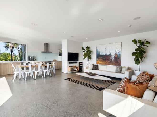 24 Oceana Heights, Tairua