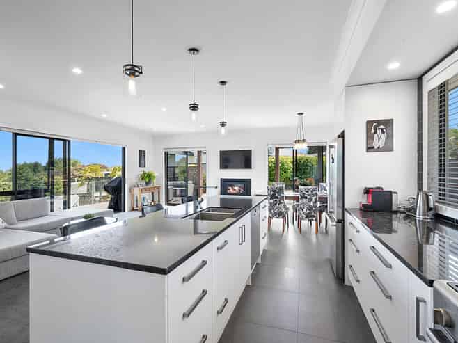 438 Mangorei Road, Highlands Park