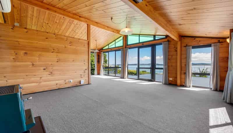 61 Carlton Crescent, Maraetai