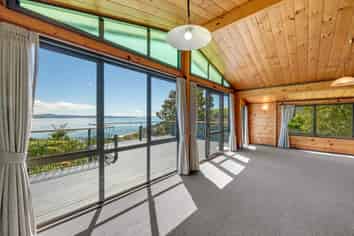 61 Carlton Crescent, Maraetai