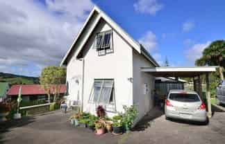 12C Rautawhiri Road, Helensville