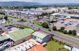 Prime industrial with exceptional office space