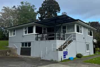 244 Point View Drive, East Tamaki Heights