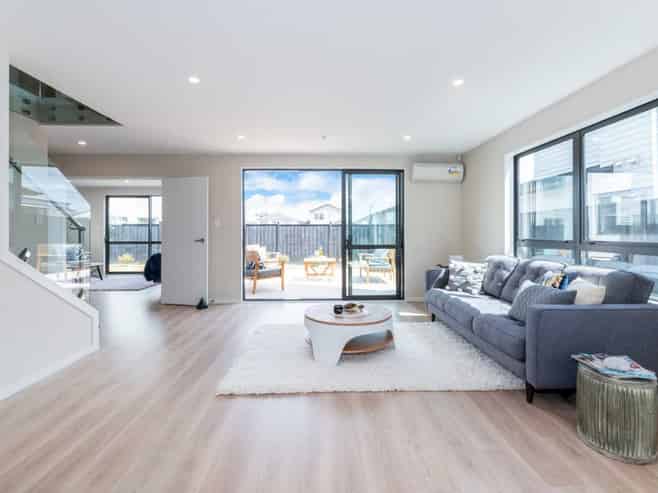 18 Myland Drive, Hobsonville