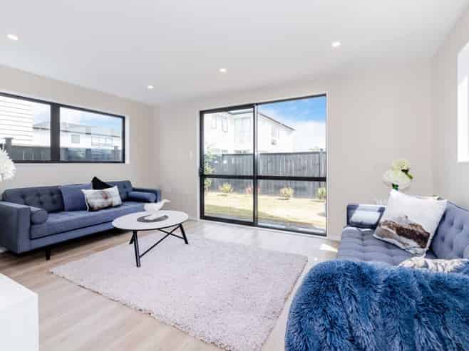 18 Myland Drive, Hobsonville